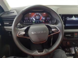 Škoda Scala Essence – image 3 of 6