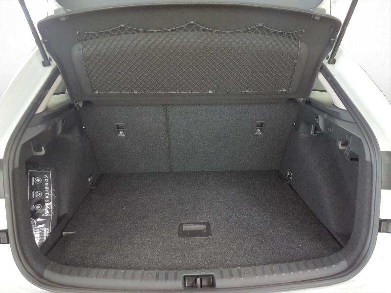 Škoda Scala Essence – image 4 of 6