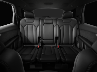 Audi Q7 S line – image 10 of 10